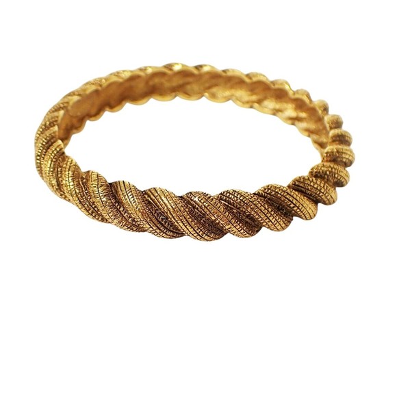 CHANEL Jewelry - CHANEL Bracelet